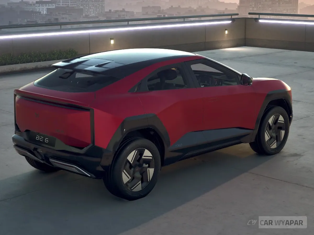 Mahindra BE 6 Pack Three Select 11.2 kW Charger